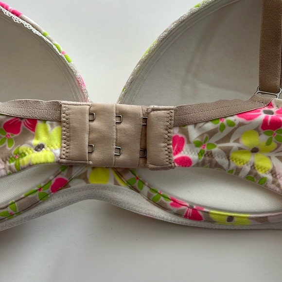 Victoria's Secret Women’s No Wire Floral Bra 34D - Picture 4 of 5